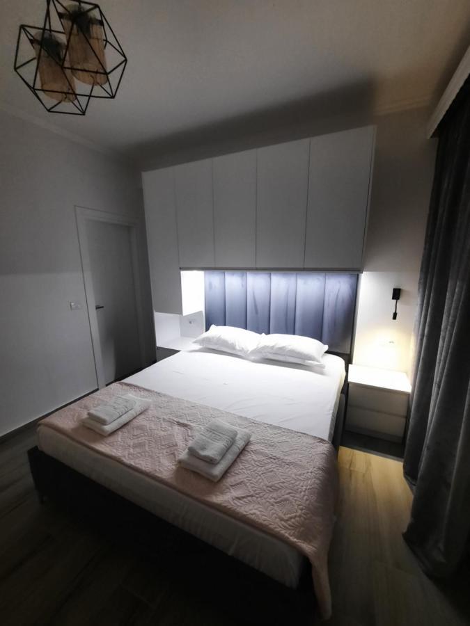 Nora'S Guesthouse Sarande Ngoại thất bức ảnh