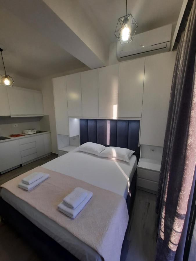 Nora'S Guesthouse Sarande Ngoại thất bức ảnh