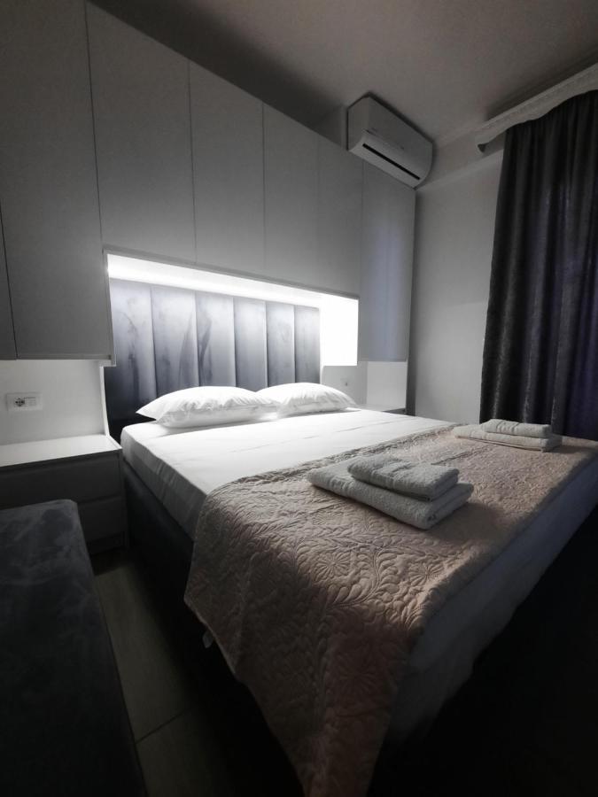 Nora'S Guesthouse Sarande Ngoại thất bức ảnh