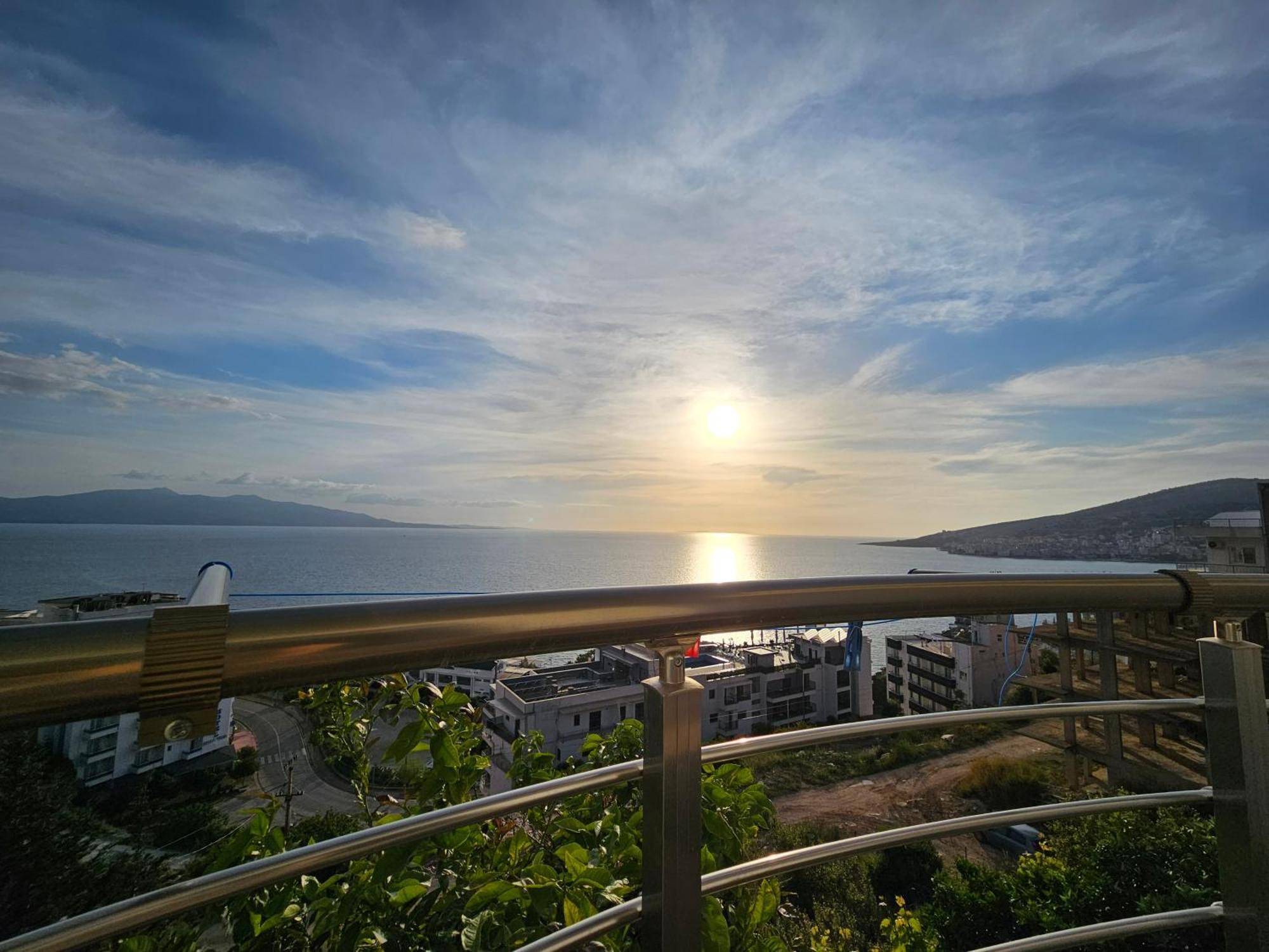 Nora'S Guesthouse Sarande Ngoại thất bức ảnh