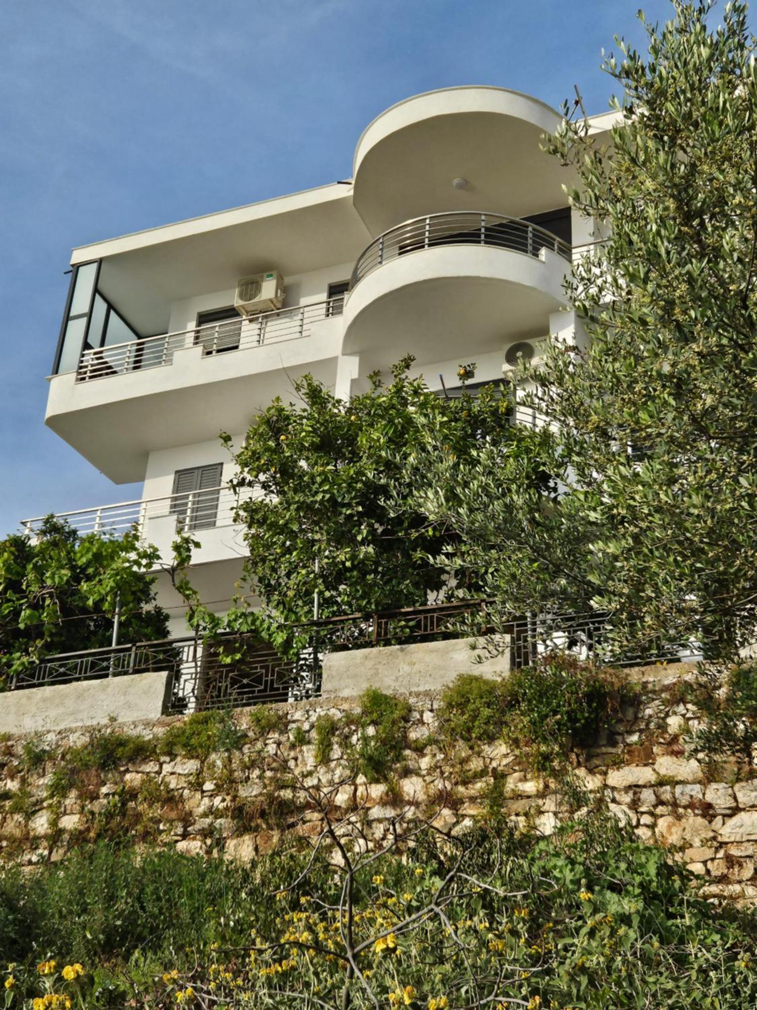 Nora'S Guesthouse Sarande Ngoại thất bức ảnh
